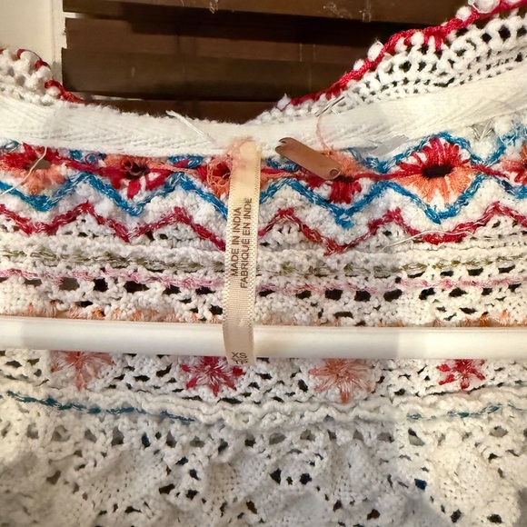 Free People Siesta Fiesta
Pullover Blouse colorway-natural white  sz Xs guc - Picture 6 of 9